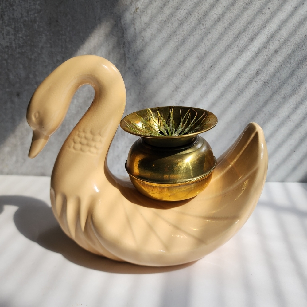 Vintage ceramic swan